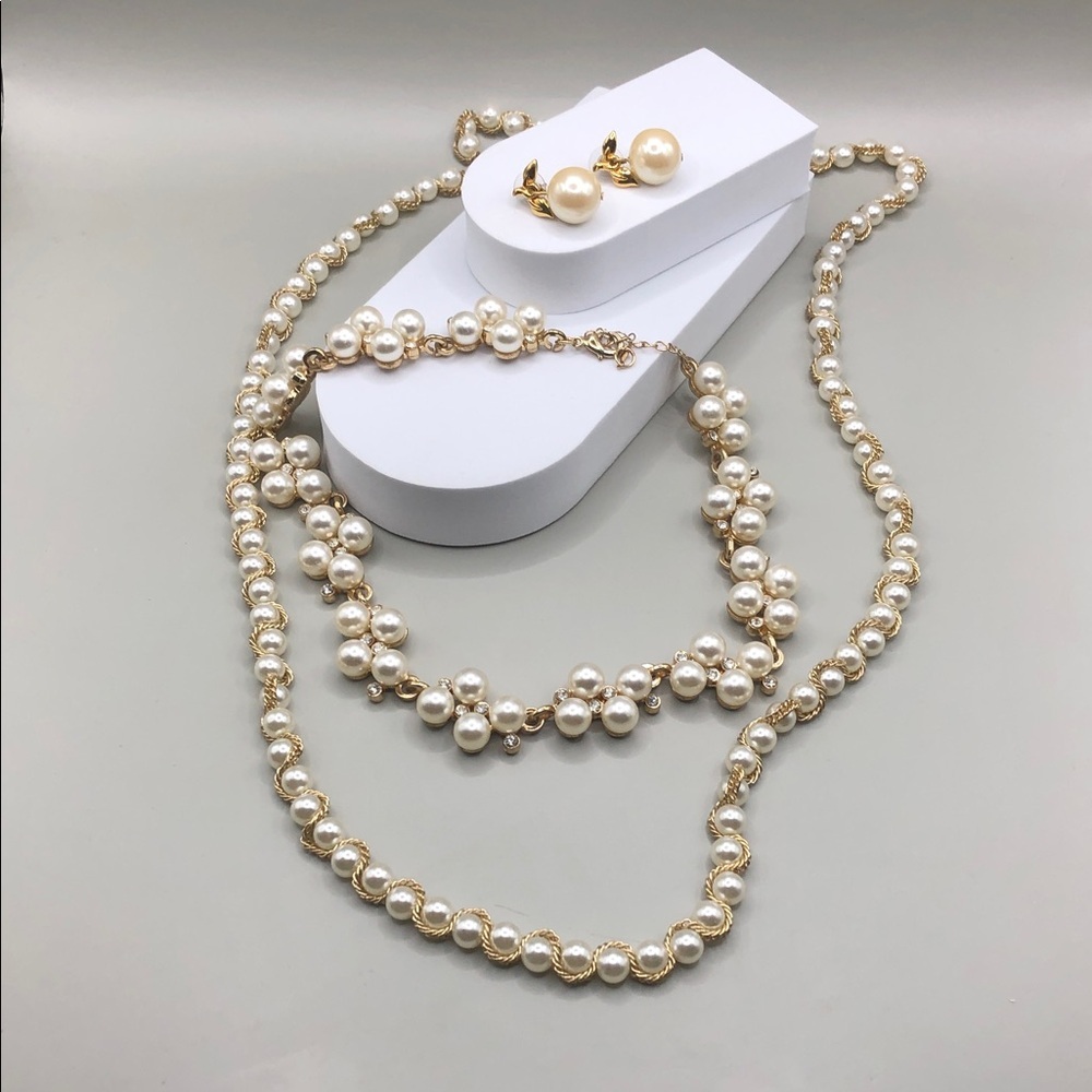 Faux pearl jewelry set bundle curated statement look 2 necklaces + earrings.